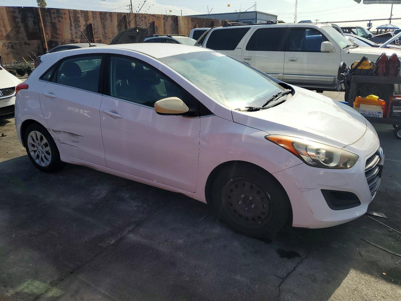 2016 HYUNDAI ELANTRA GT BASE — снимка 4
