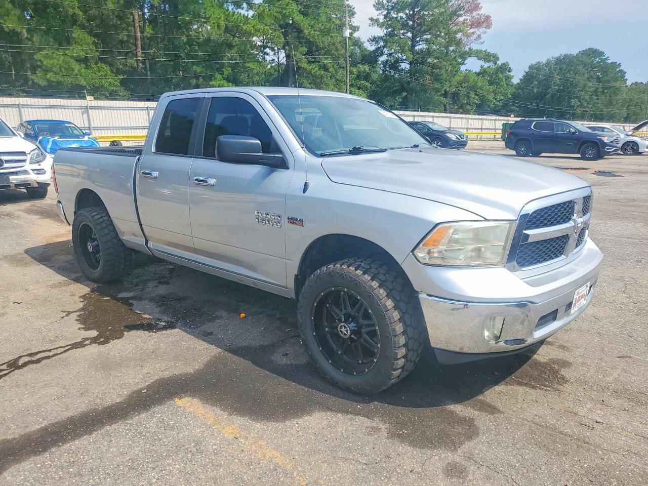 2015 RAM 1500 SLT — снимка 4