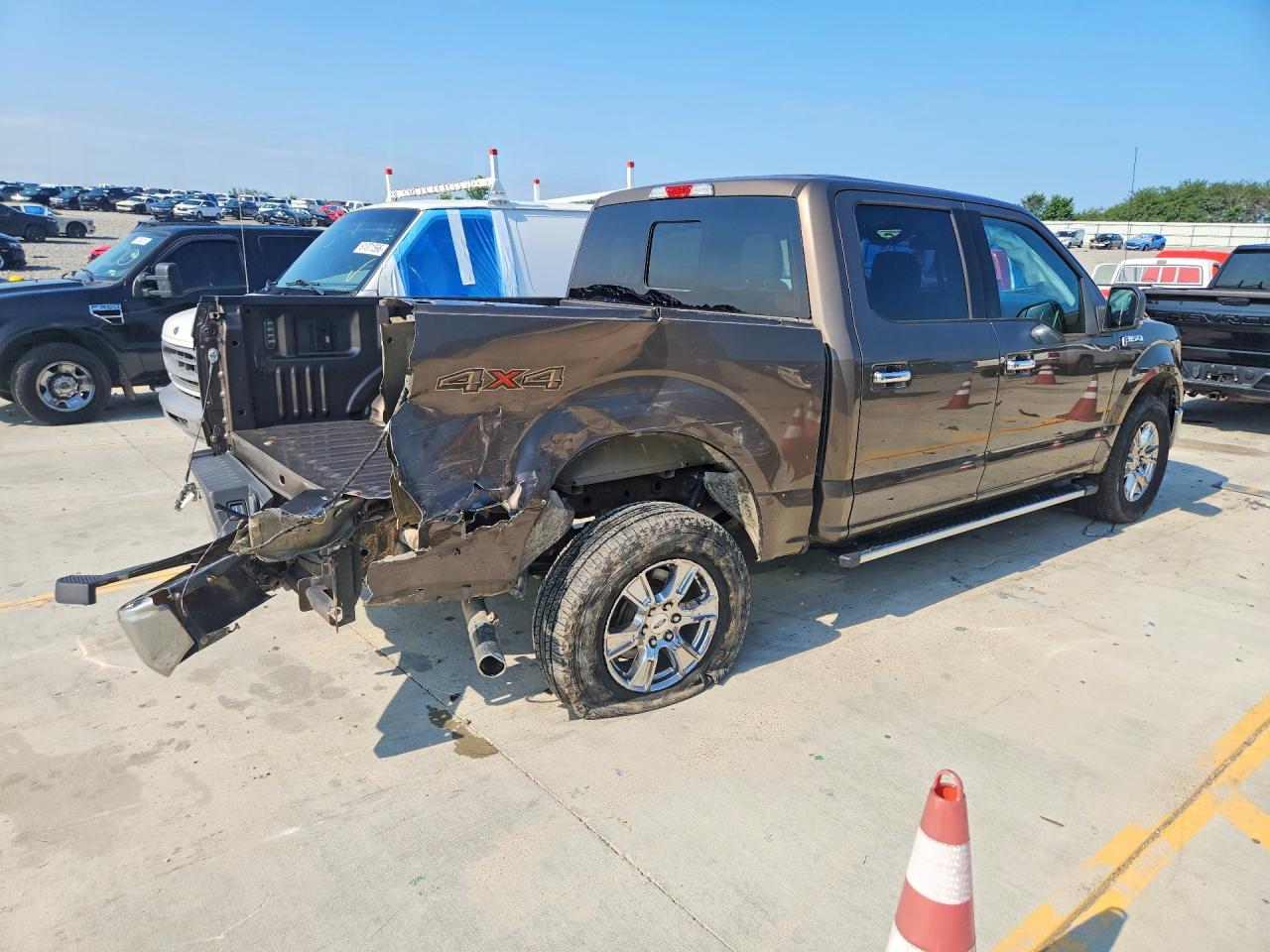2015 FORD F150XLT — снимка 3