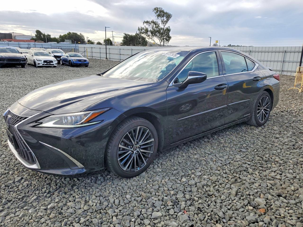 2022 LEXUS ES 300H BASE