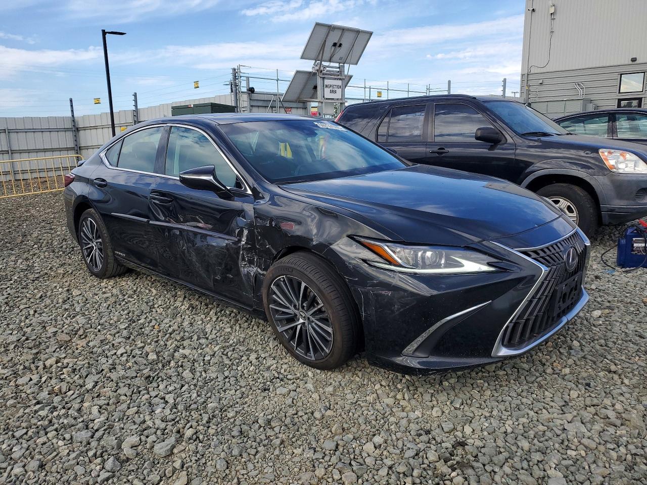 2022 LEXUS ES 300H BASE — снимка 4