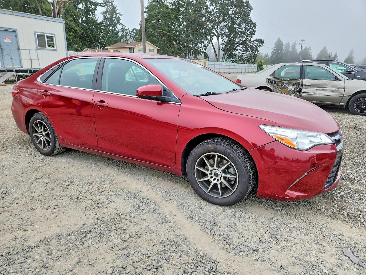 2016 TOYOTA CAMRY LE — снимка 4