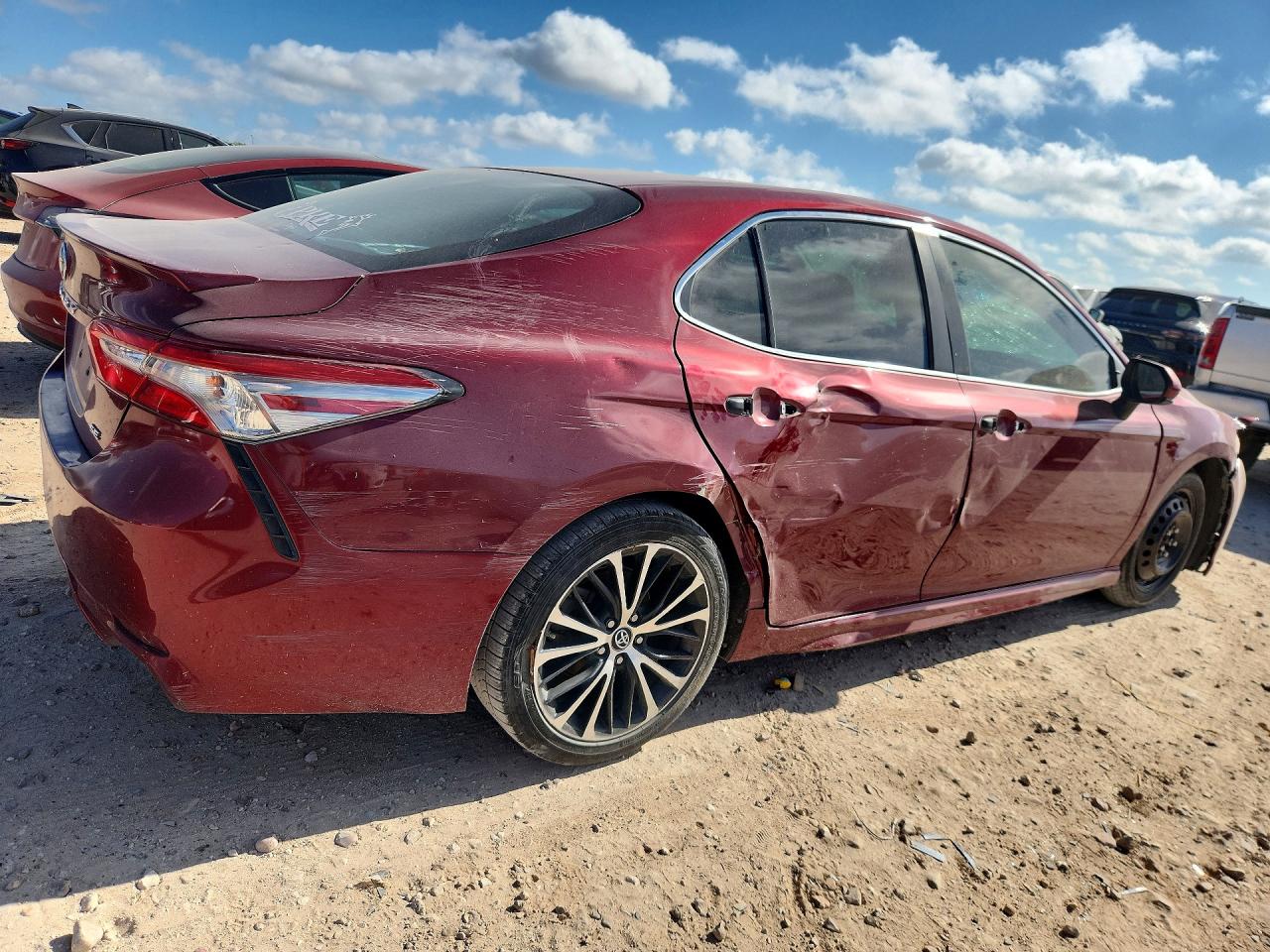 2018 TOYOTA CAMRY SE — снимка 3