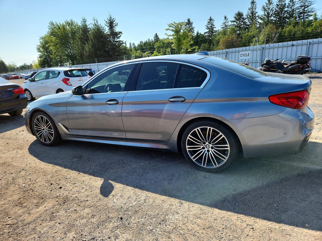 2017 BMW 540 XI — снимка 2