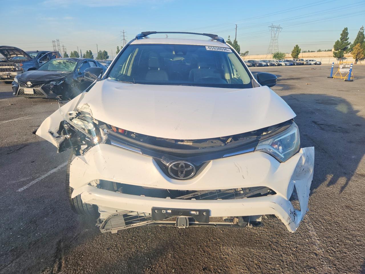 2018 TOYOTA RAV4 LE — снимка 5