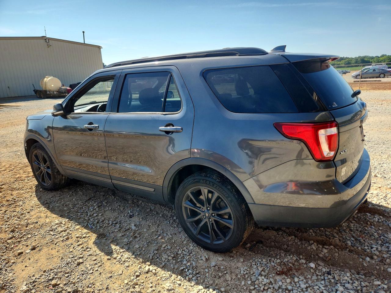 2017 FORD EXPLORER XLT — снимка 2