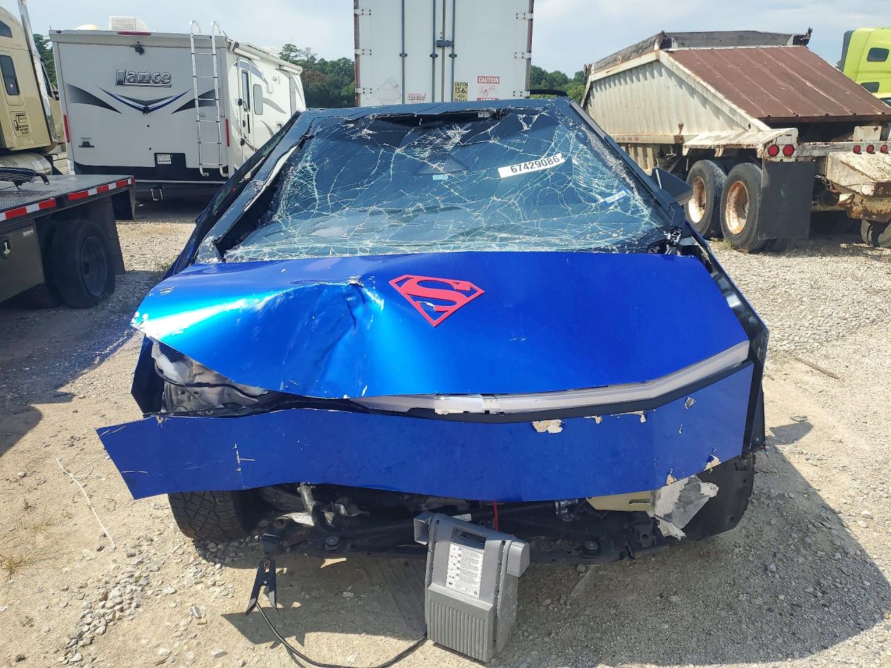 2024 TESLA CYBERTRUCK — снимка 5