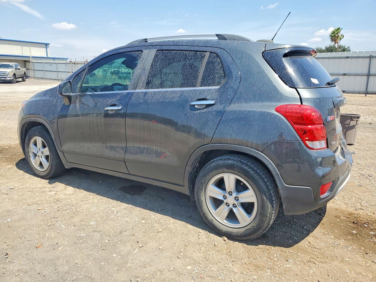 2019 CHEVROLET TRAX 1LT — снимка 2