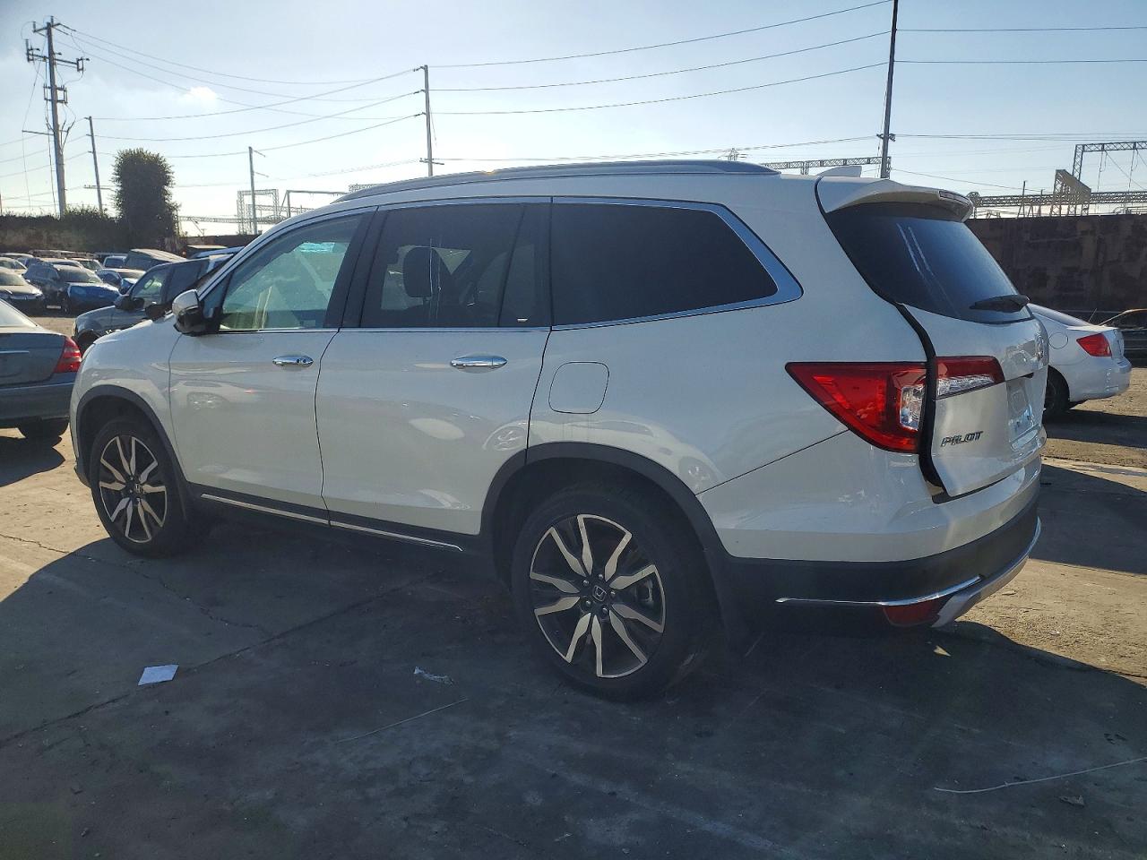 2019 HONDA PILOT ELITE — снимка 2