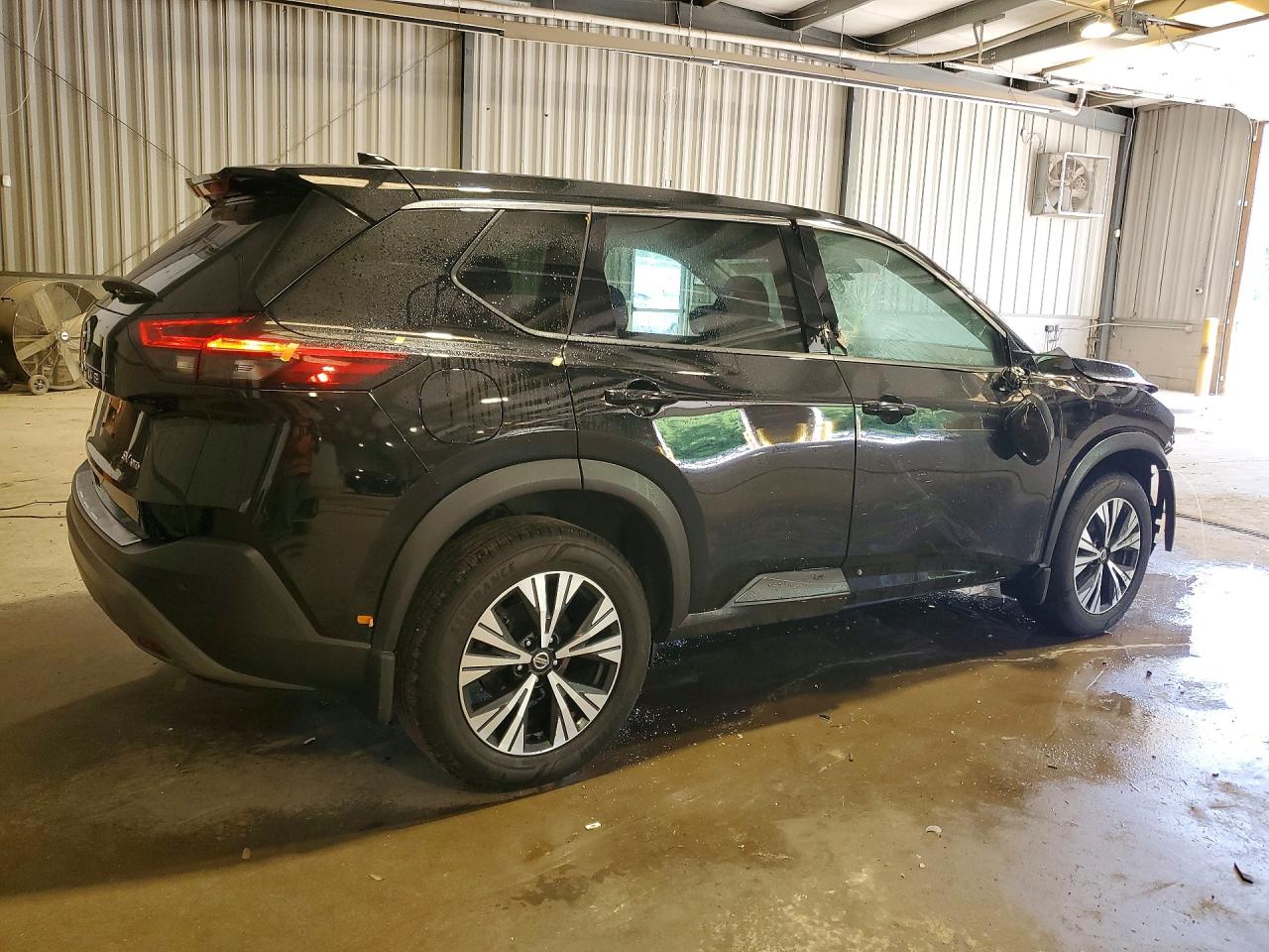 2021 NISSAN ROGUE SV — снимка 3