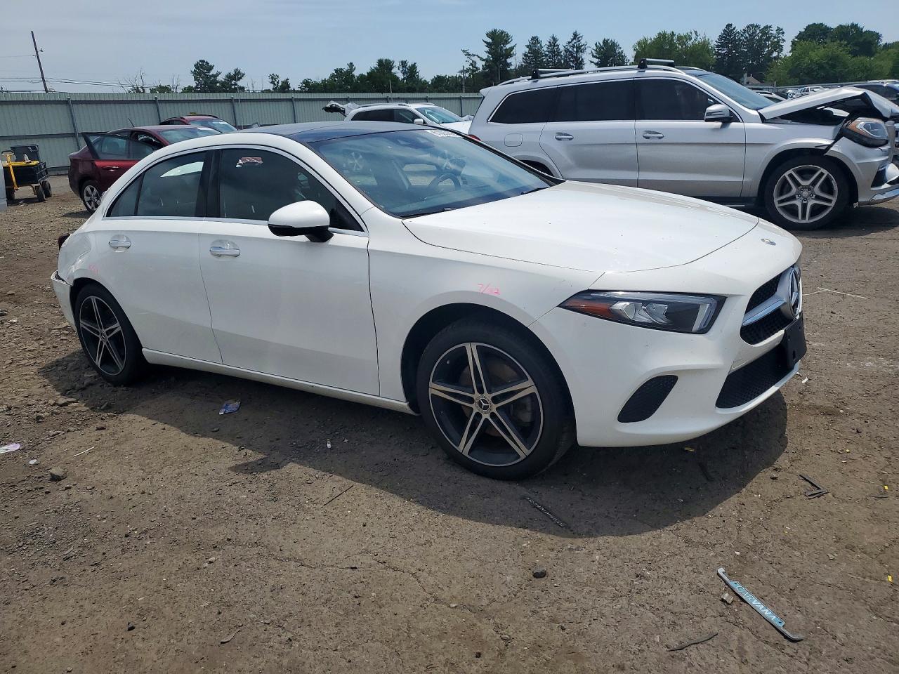 2019 MERCEDES-BENZ A 220 4MATIC — снимка 4
