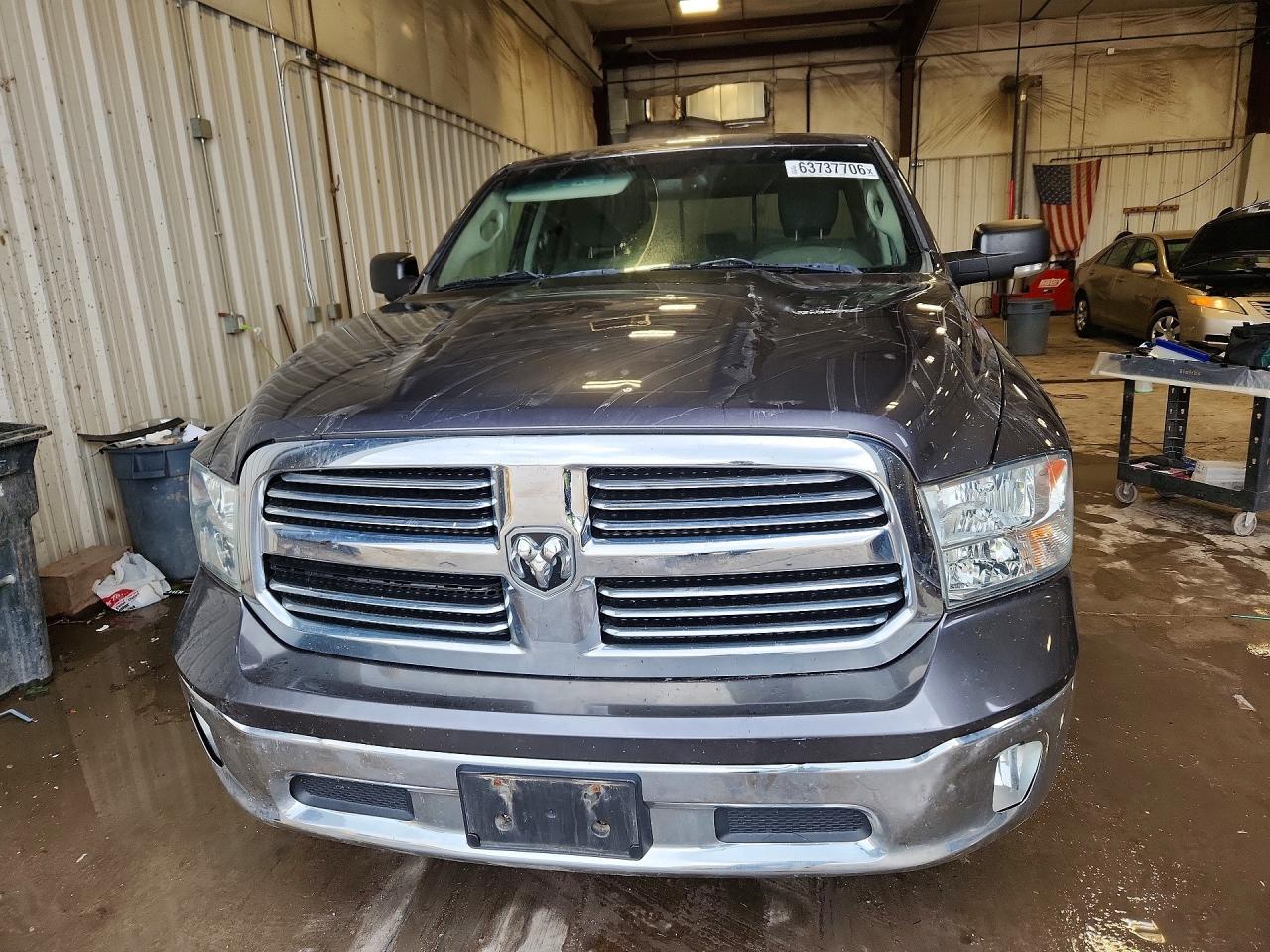 2015 RAM 1500 SLT — снимка 5
