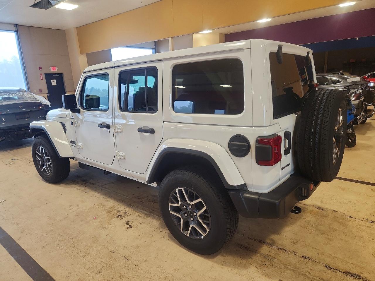 2026 JEEP WRANGLER SAHARA — снимка 2