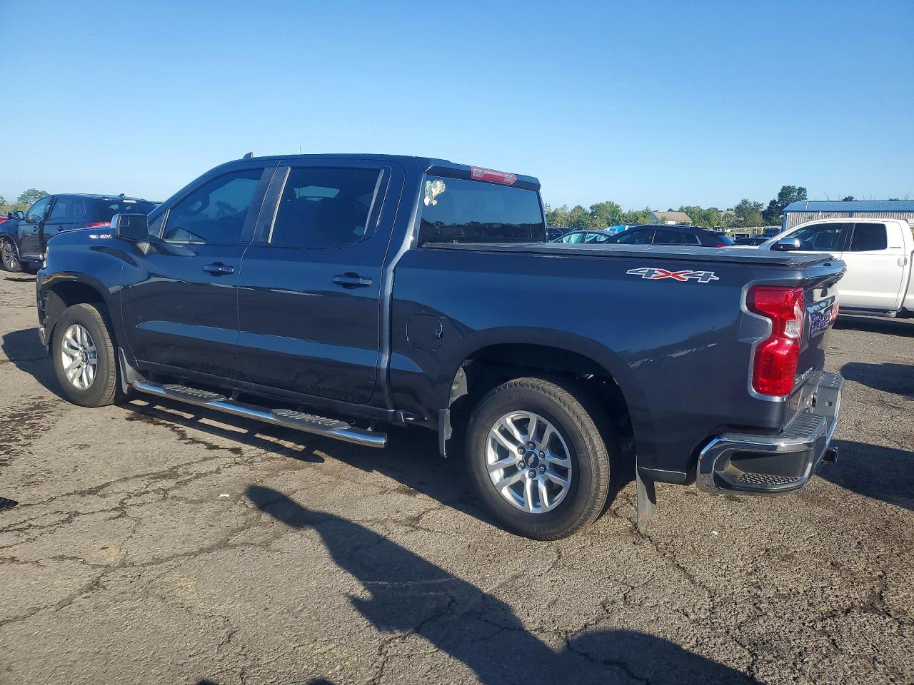 2022 CHEVROLET SILVERADO LTD K1500 LT — снимка 2