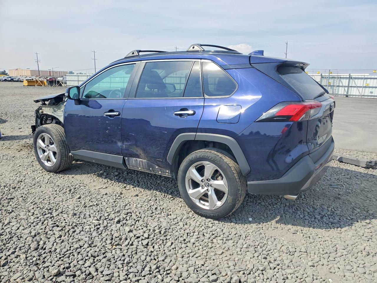 2019 TOYOTA RAV4 LIMITED — снимка 2