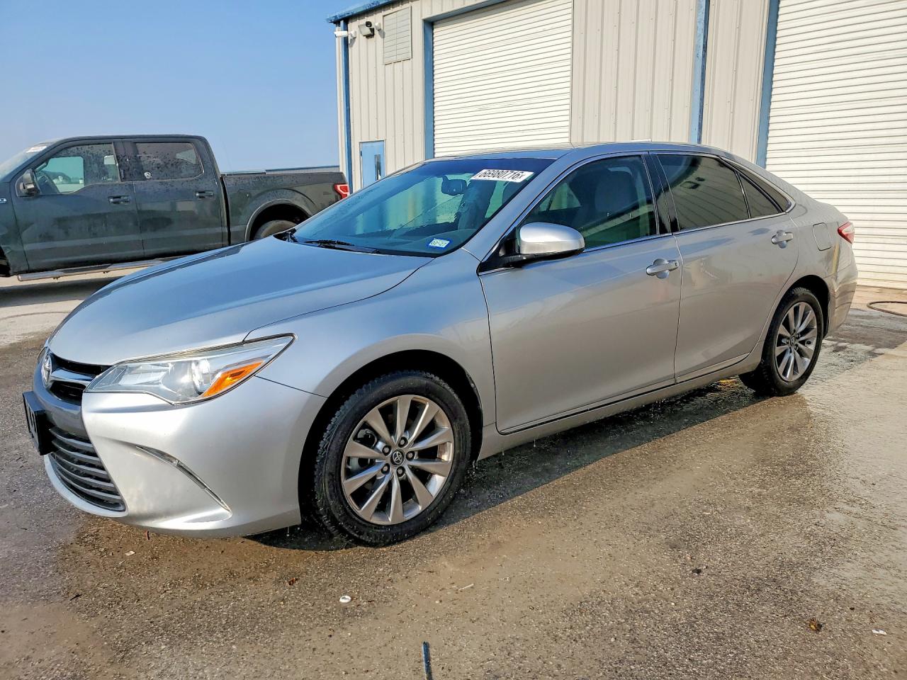2017 TOYOTA CAMRY XLE