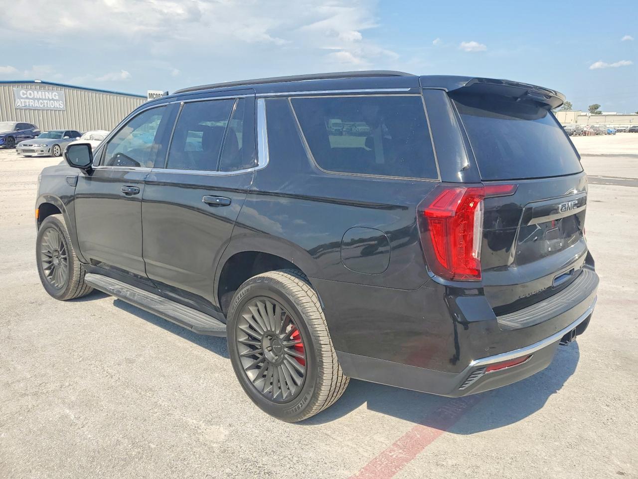 2022 GMC YUKON SLE — снимка 2