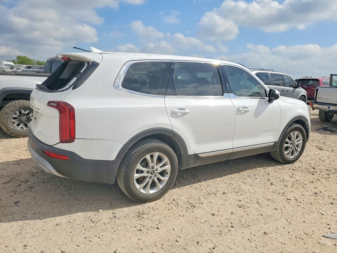 2022 KIA TELLURIDE LX — снимка 3