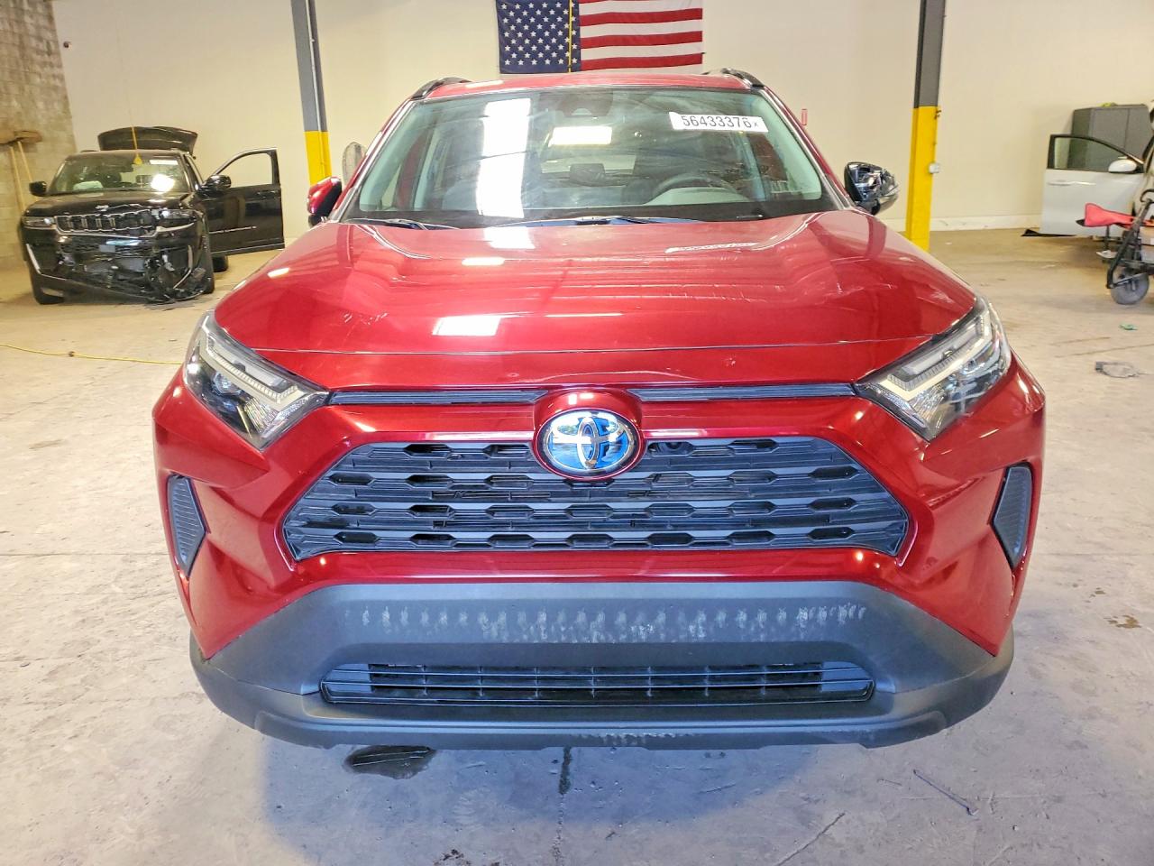 2024 TOYOTA RAV4 HYBRID XLE — снимка 5