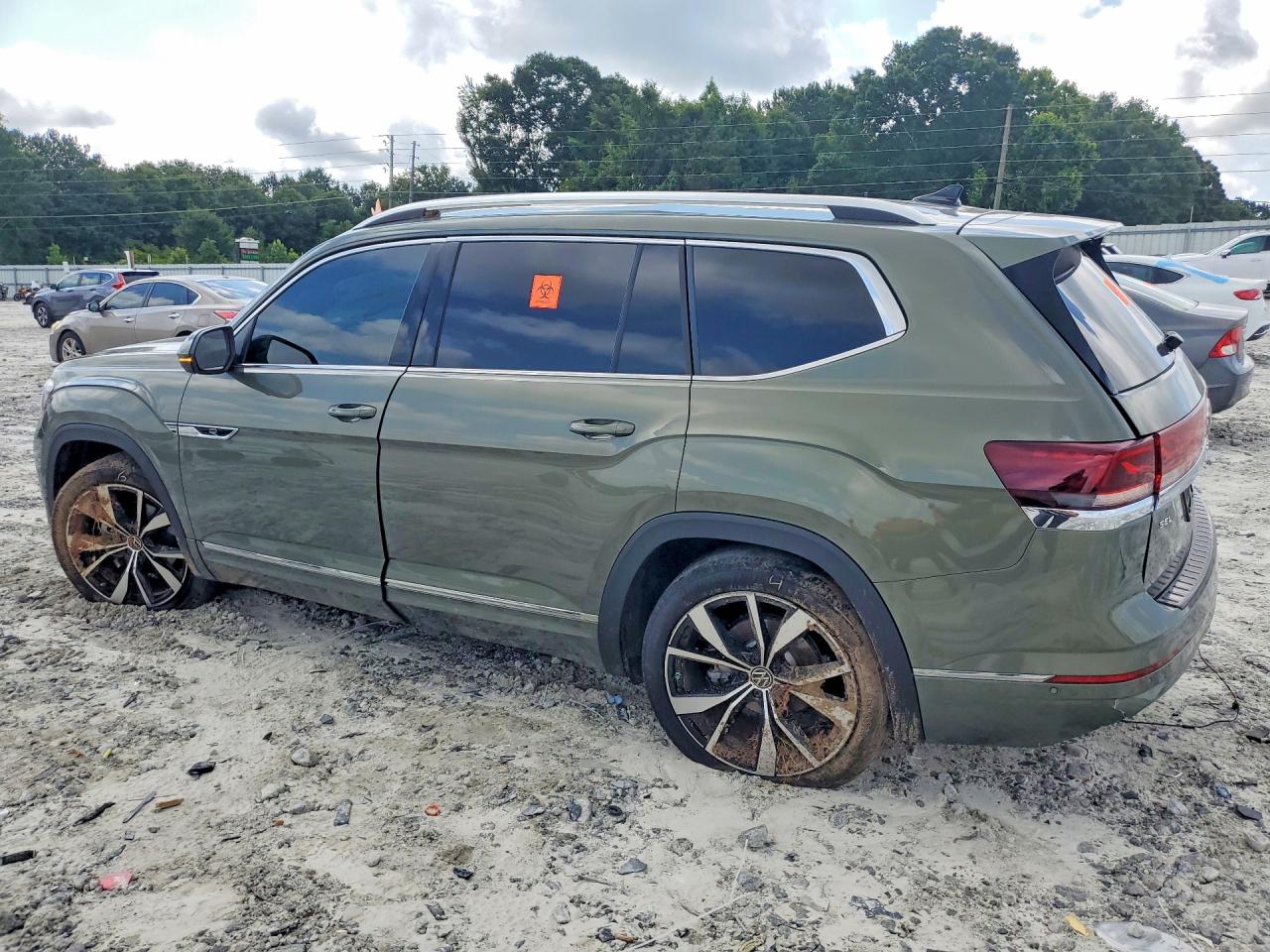 2025 VOLKSWAGEN ATLAS SEL PREMIUM R-LINE — снимка 2