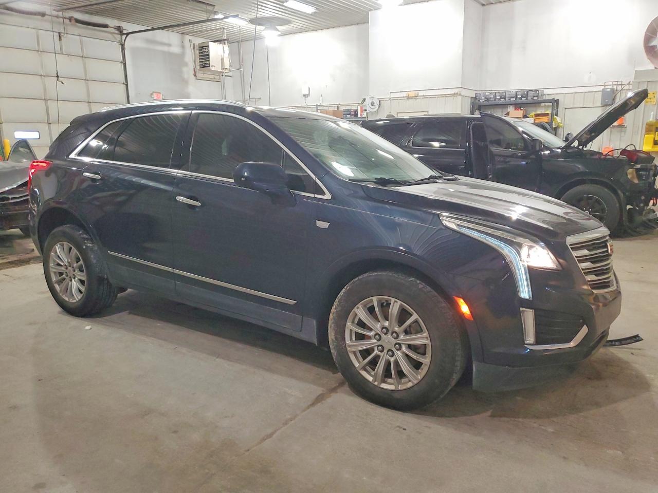 2017 CADILLAC XT5 — снимка 4