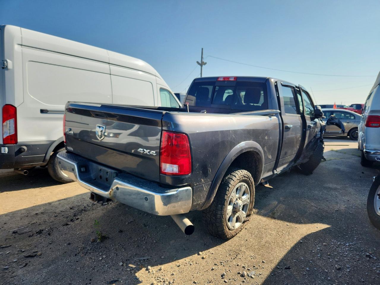 2016 RAM 3500 SLT — снимка 3