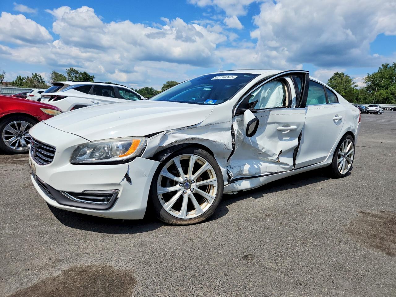 2016 VOLVO S60 PREMIER