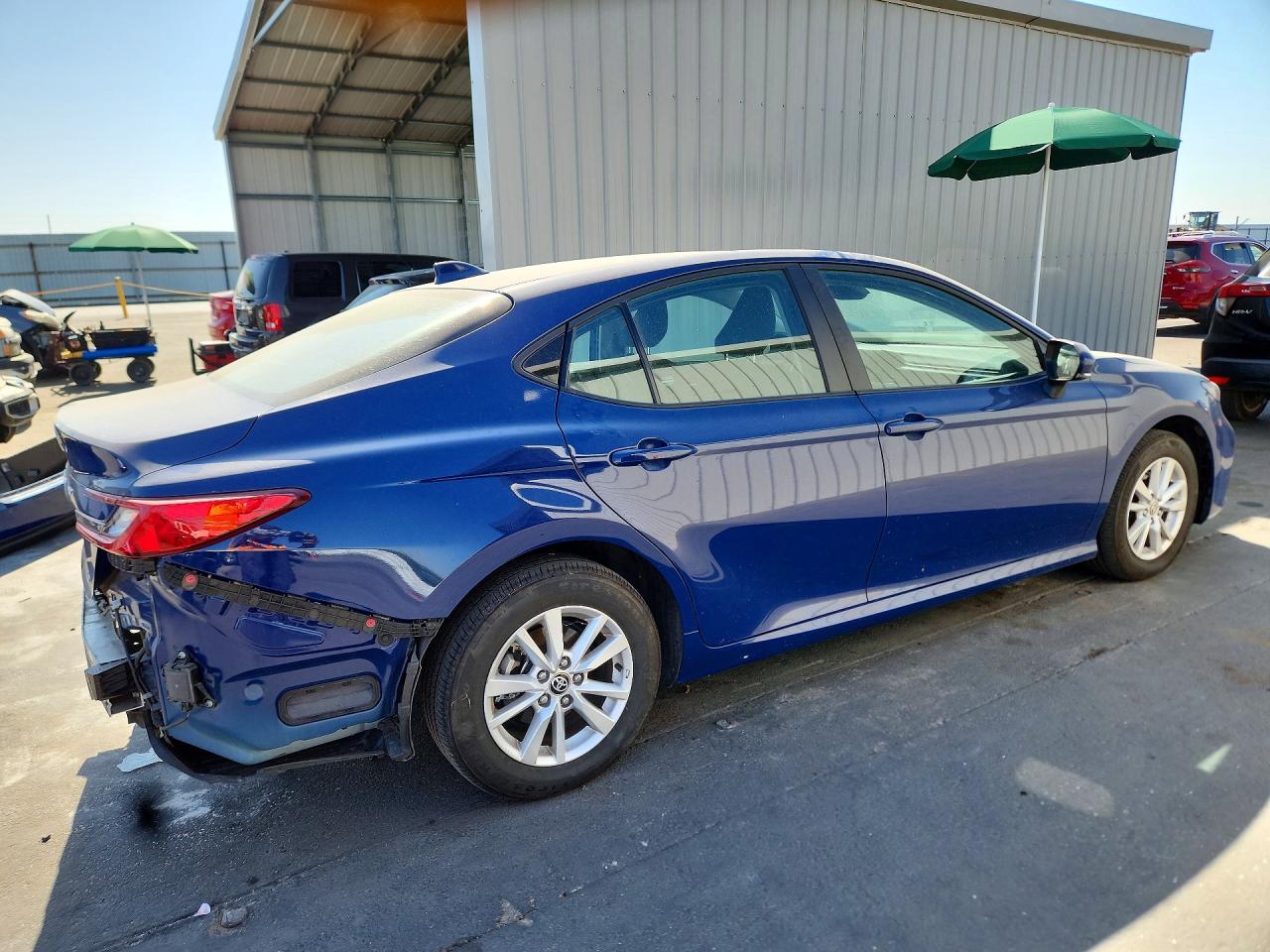 2025 TOYOTA CAMRY LE — снимка 3