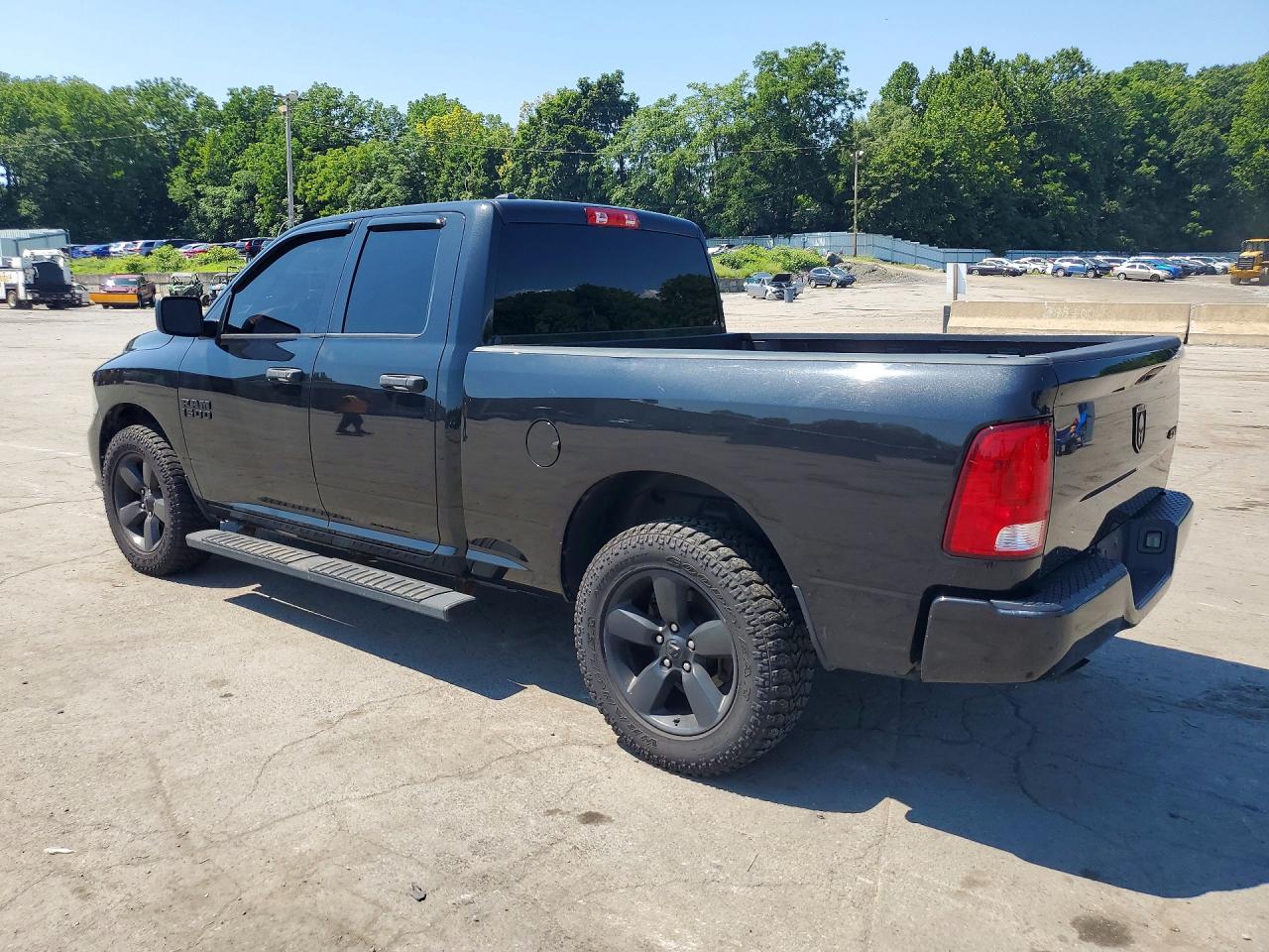 2018 RAM 1500 ST — снимка 2