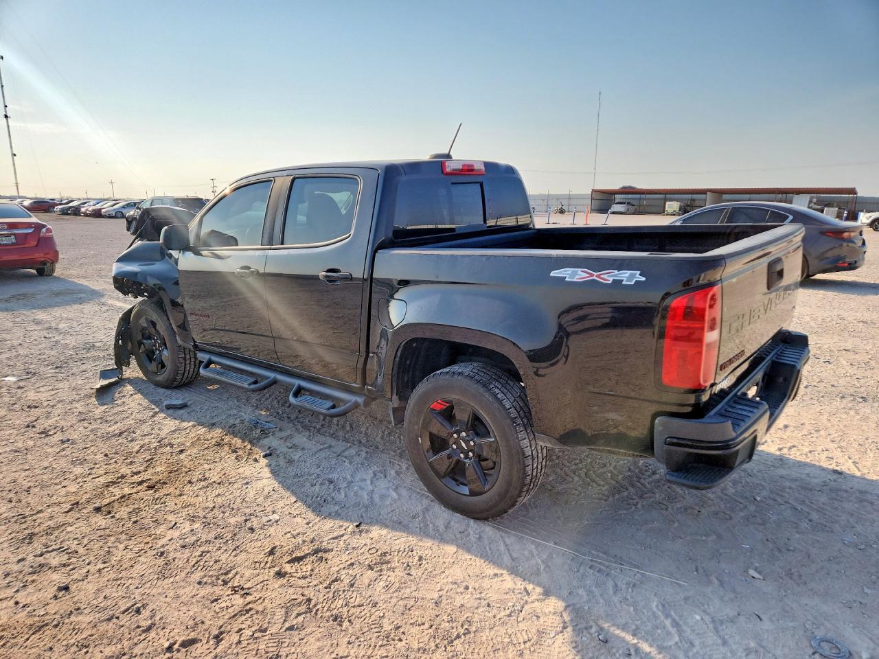 2021 CHEVROLET COLORADO LT — снимка 2