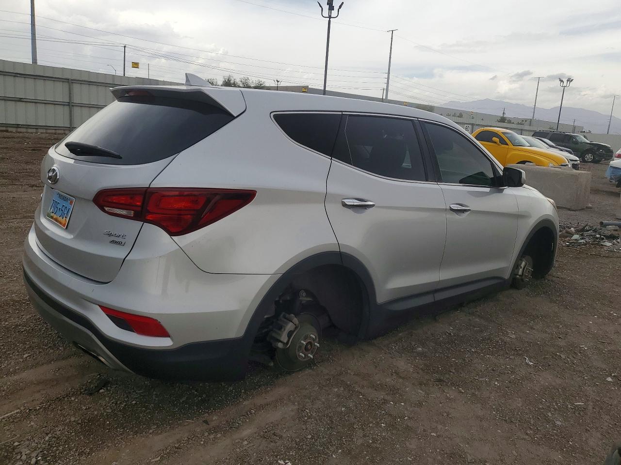 2017 HYUNDAI SANTA FE SPORT 2.4L — снимка 3