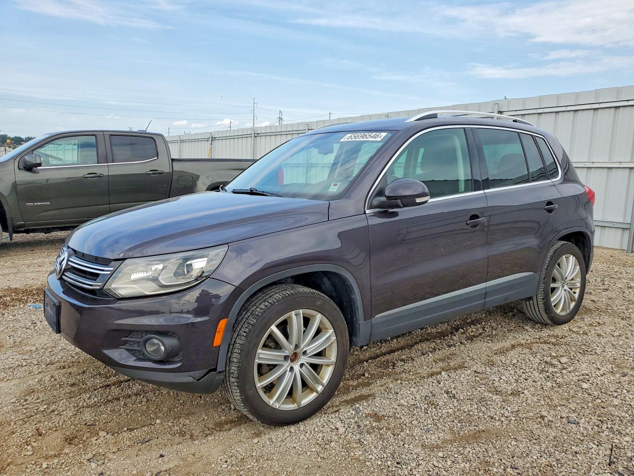 2016 VOLKSWAGEN TIGUAN S