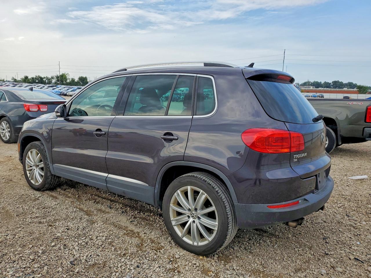 2016 VOLKSWAGEN TIGUAN S — снимка 2
