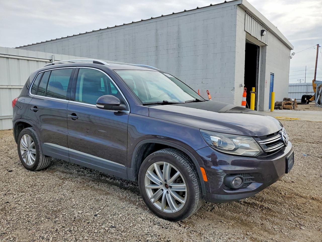 2016 VOLKSWAGEN TIGUAN S — снимка 4