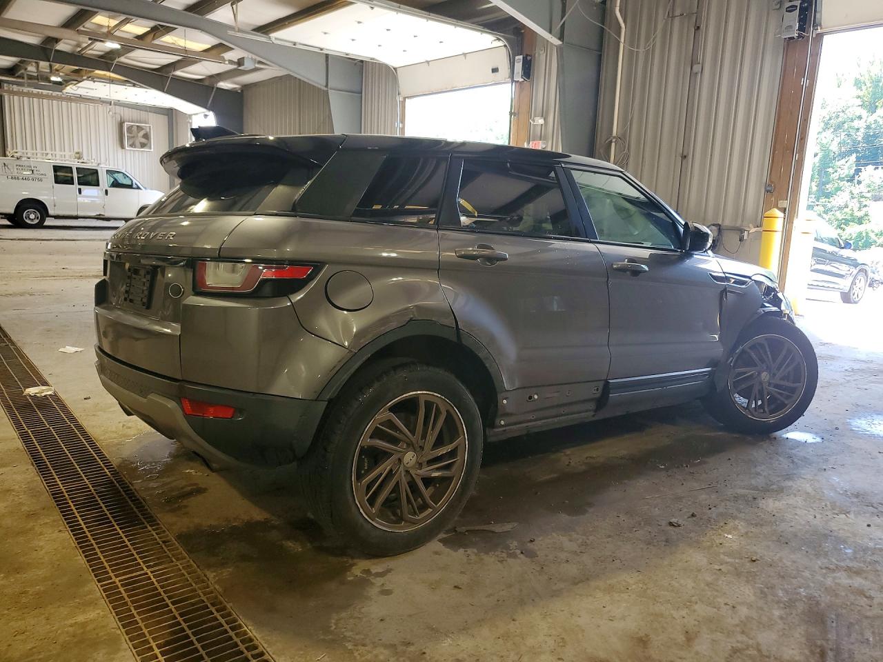 2017 LAND ROVER RANGE ROVER EVOQUE SE — снимка 3