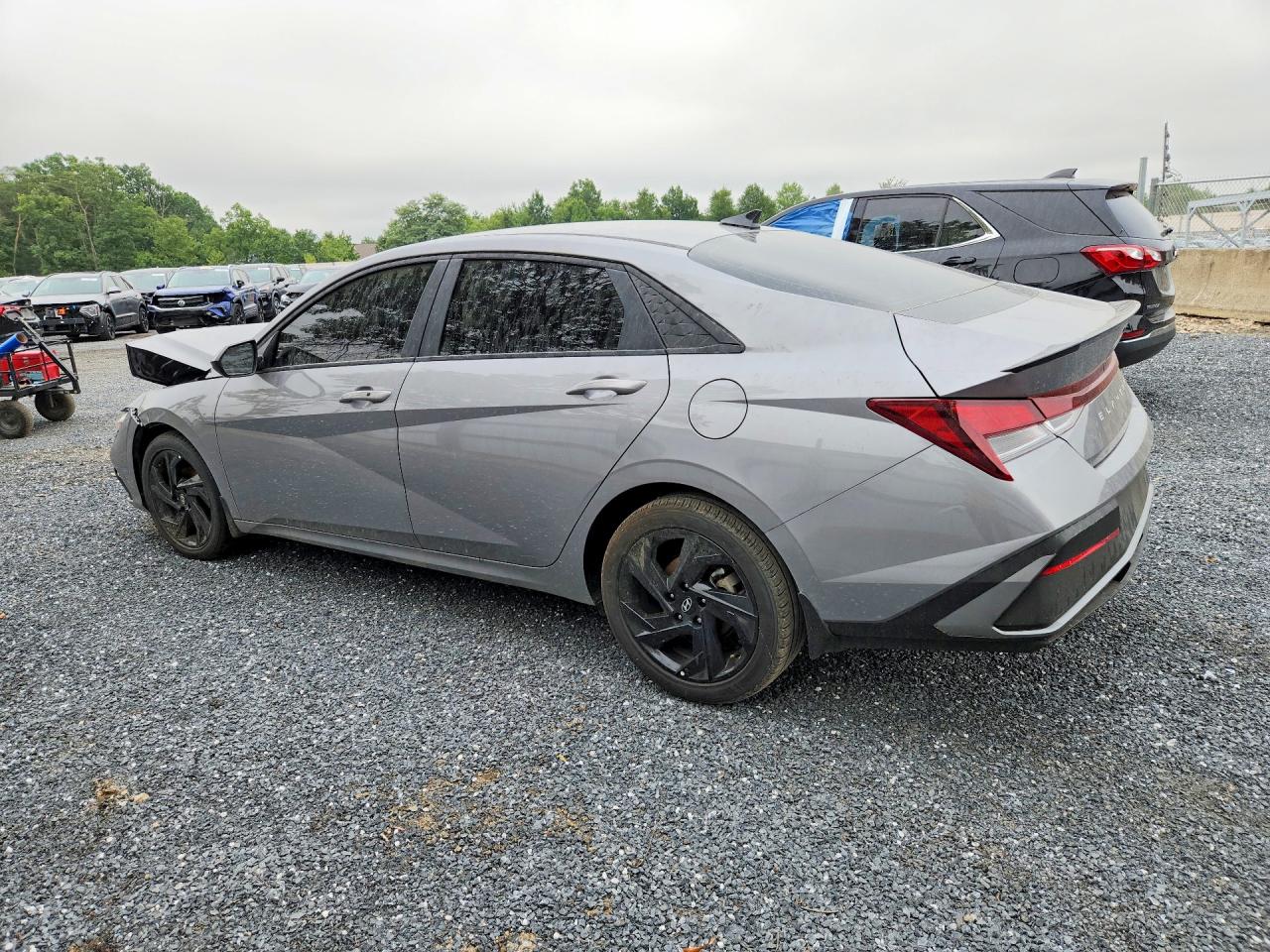 2026 HYUNDAI ELANTRA SEL SPORT — снимка 2