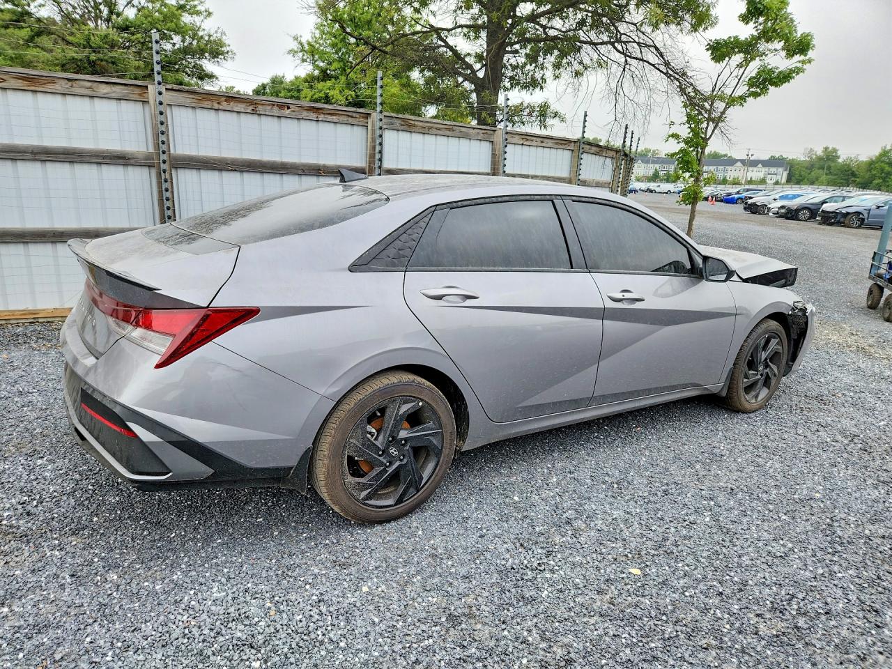 2026 HYUNDAI ELANTRA SEL SPORT — снимка 3