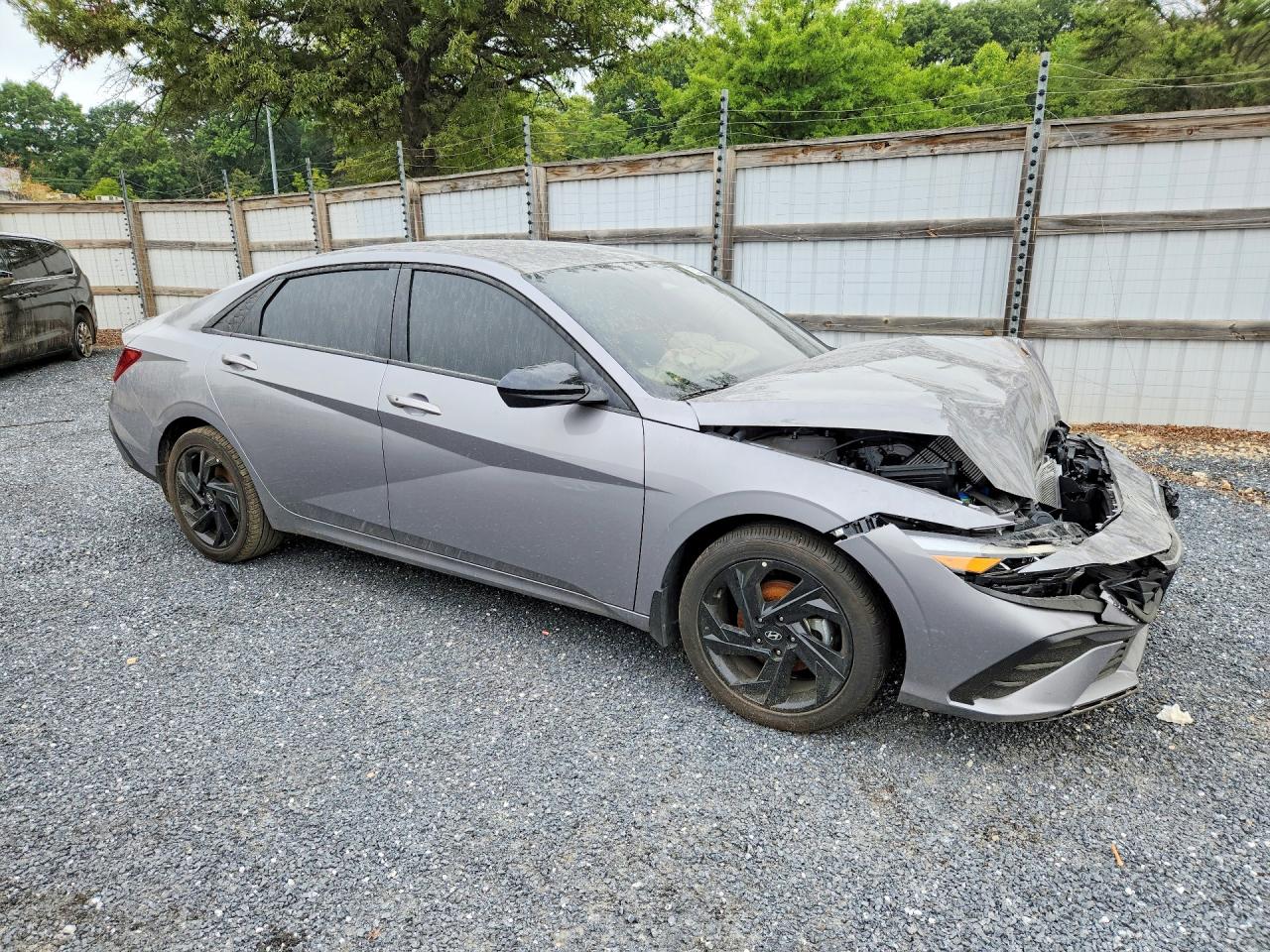 2026 HYUNDAI ELANTRA SEL SPORT — снимка 4