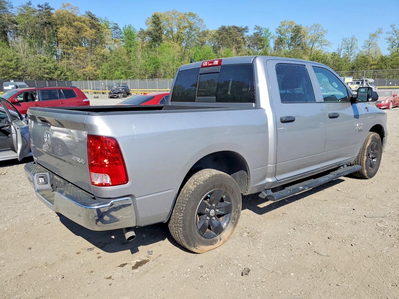 2022 RAM 1500 CLASSIC SLT — снимка 3