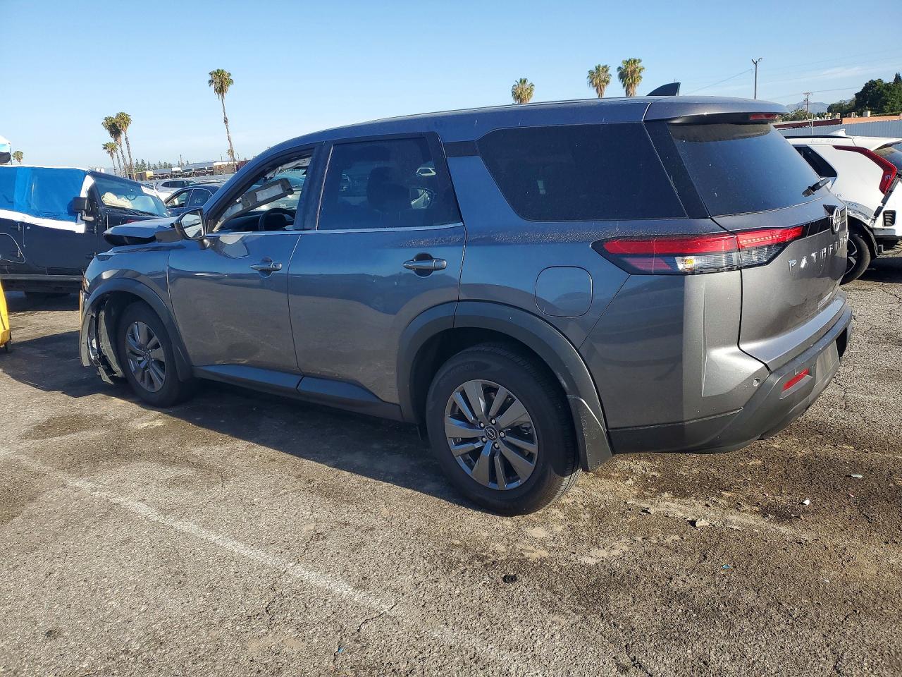 2025 NISSAN PATHFINDER S — снимка 2