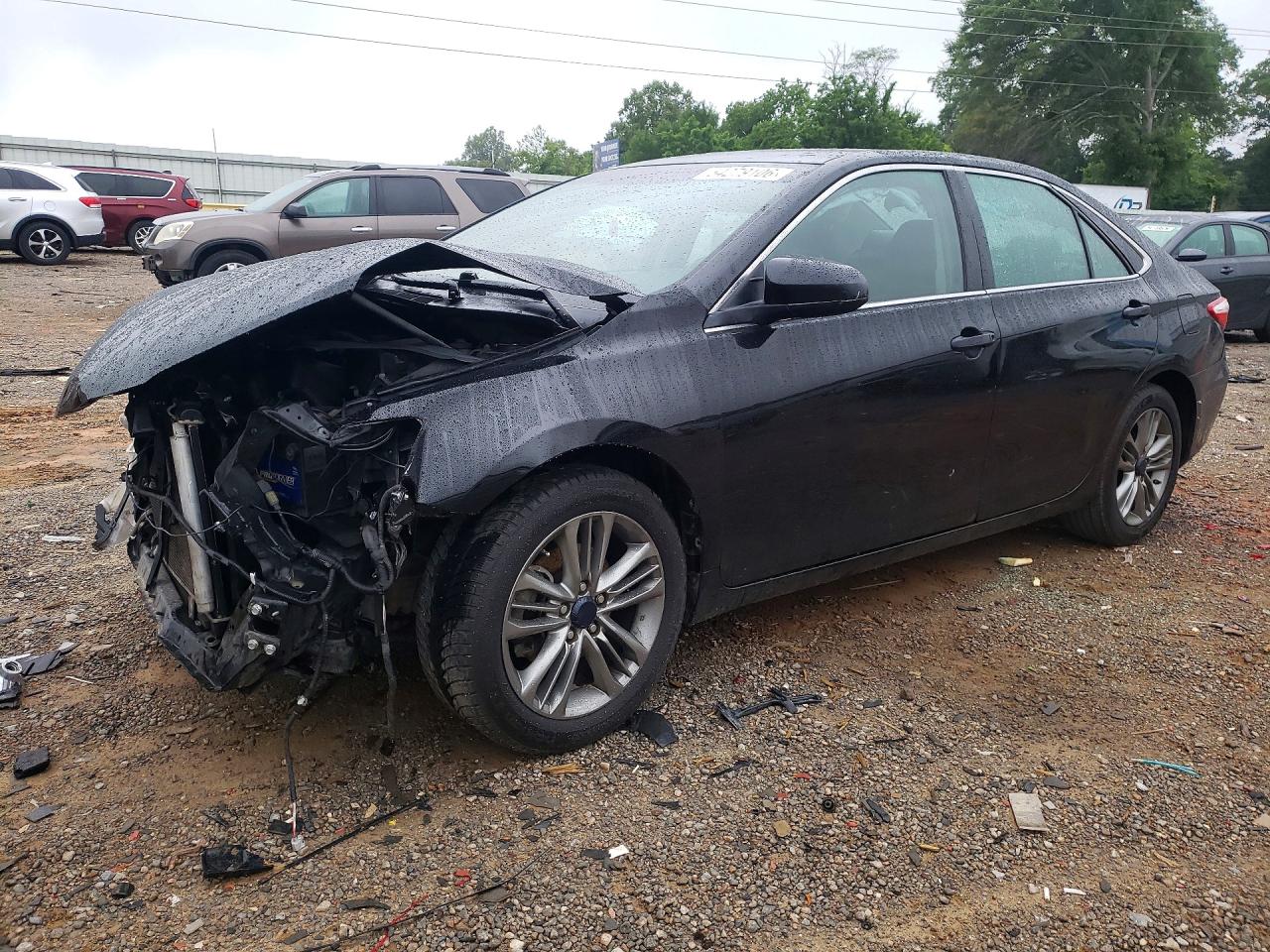 2015 TOYOTA CAMRY SE