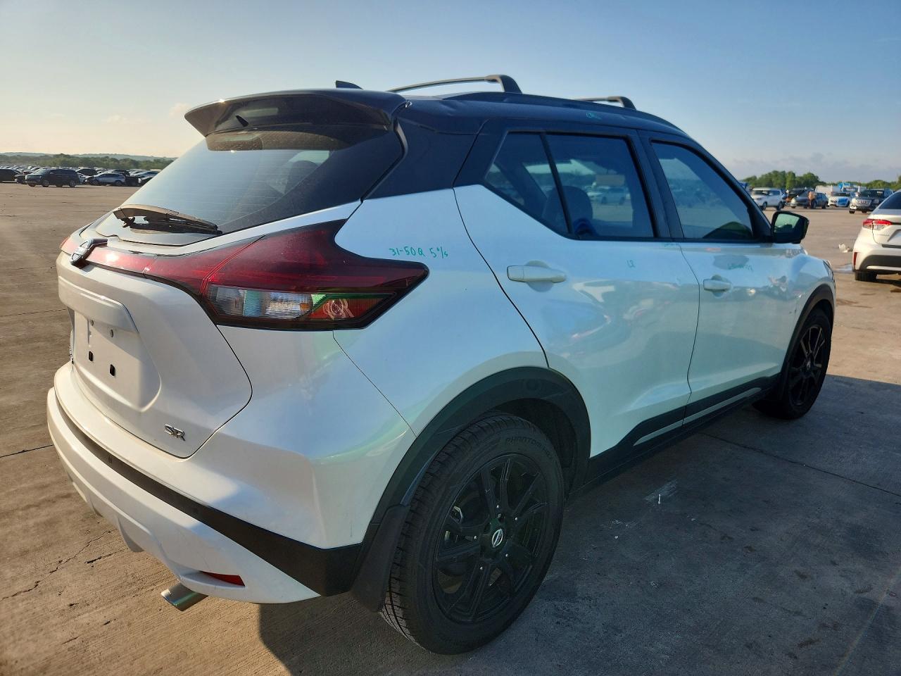 2021 NISSAN KICKS SR — снимка 3