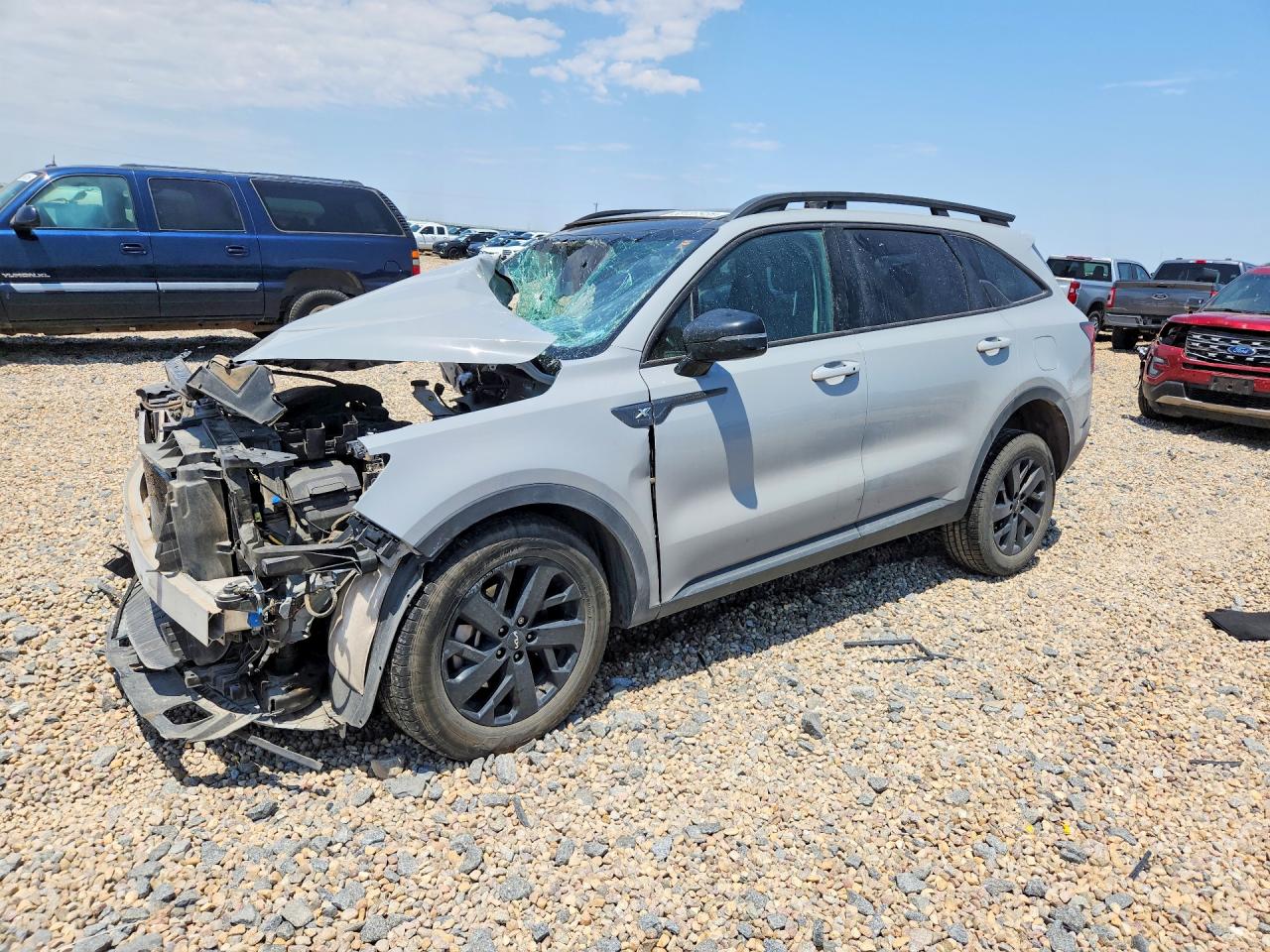 2023 KIA SORENTO S
