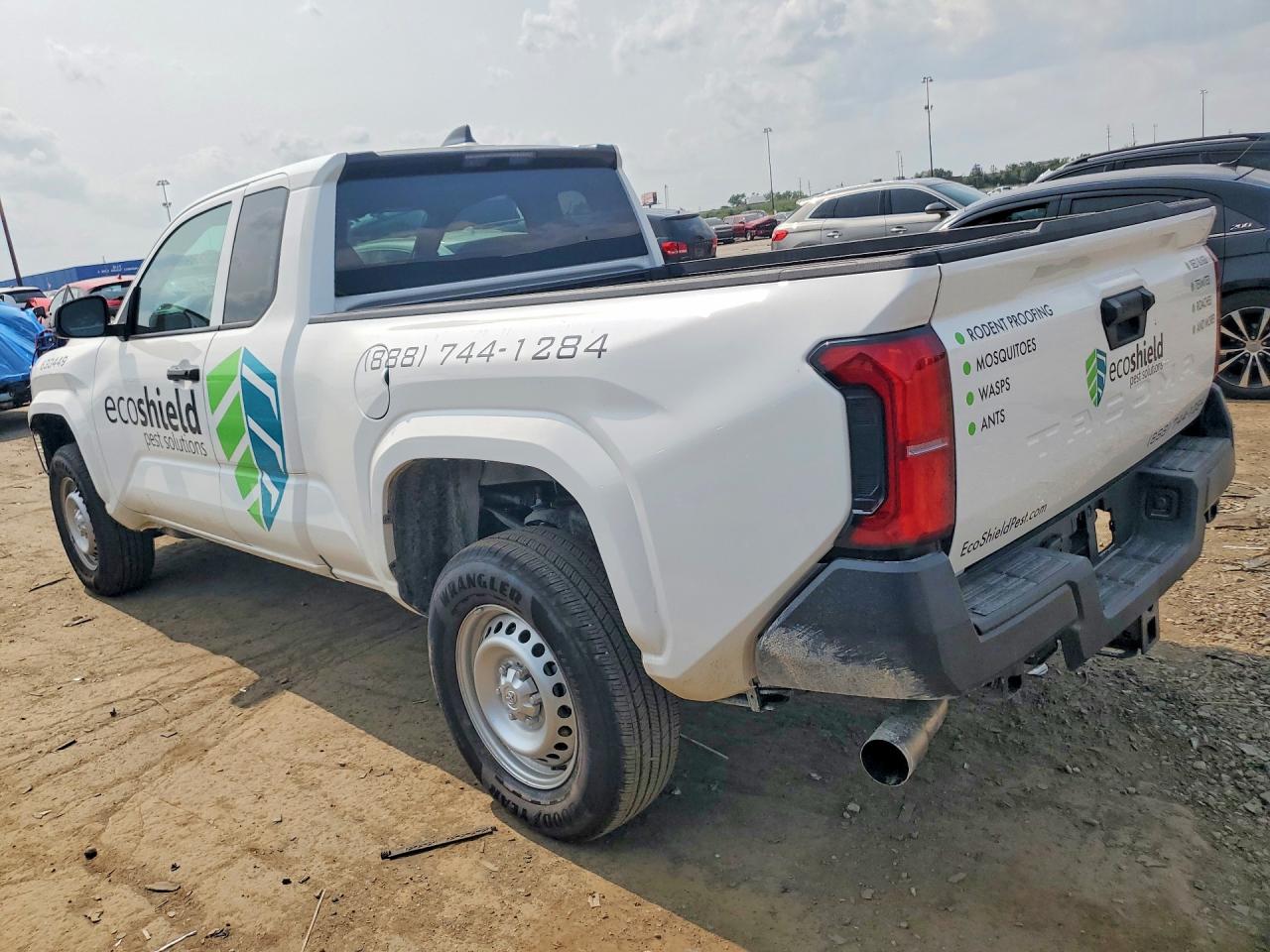 2026 TOYOTA TACOMA SR — снимка 2