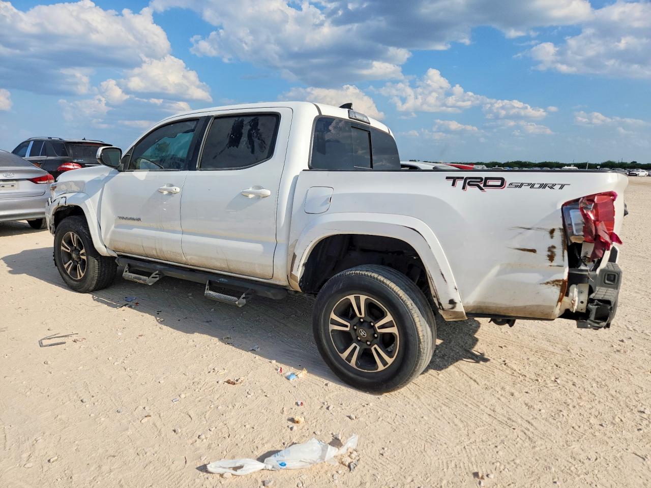 2017 TOYOTA TACOMA TRD SPORT — снимка 2
