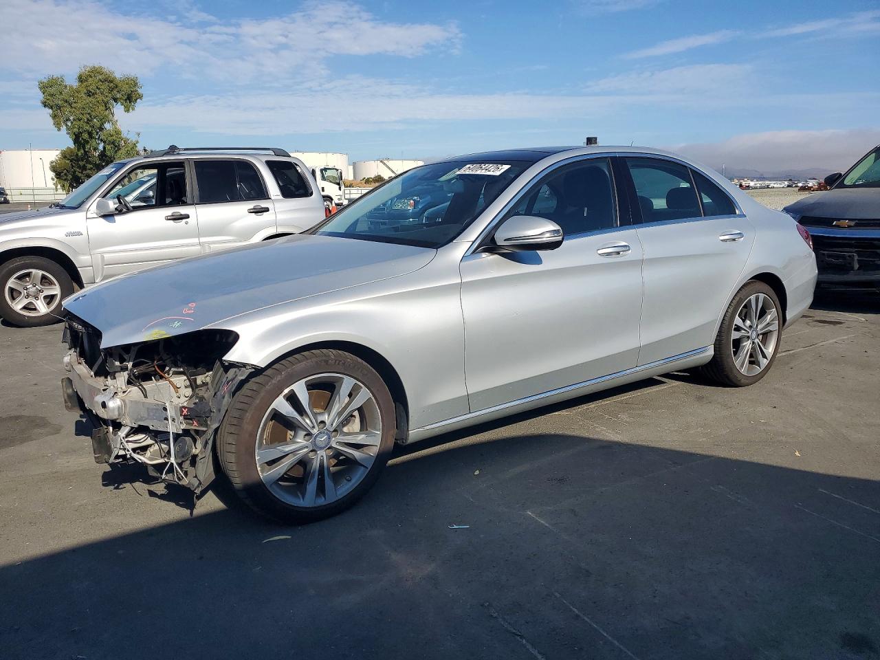 2016 MERCEDES-BENZ C 300
