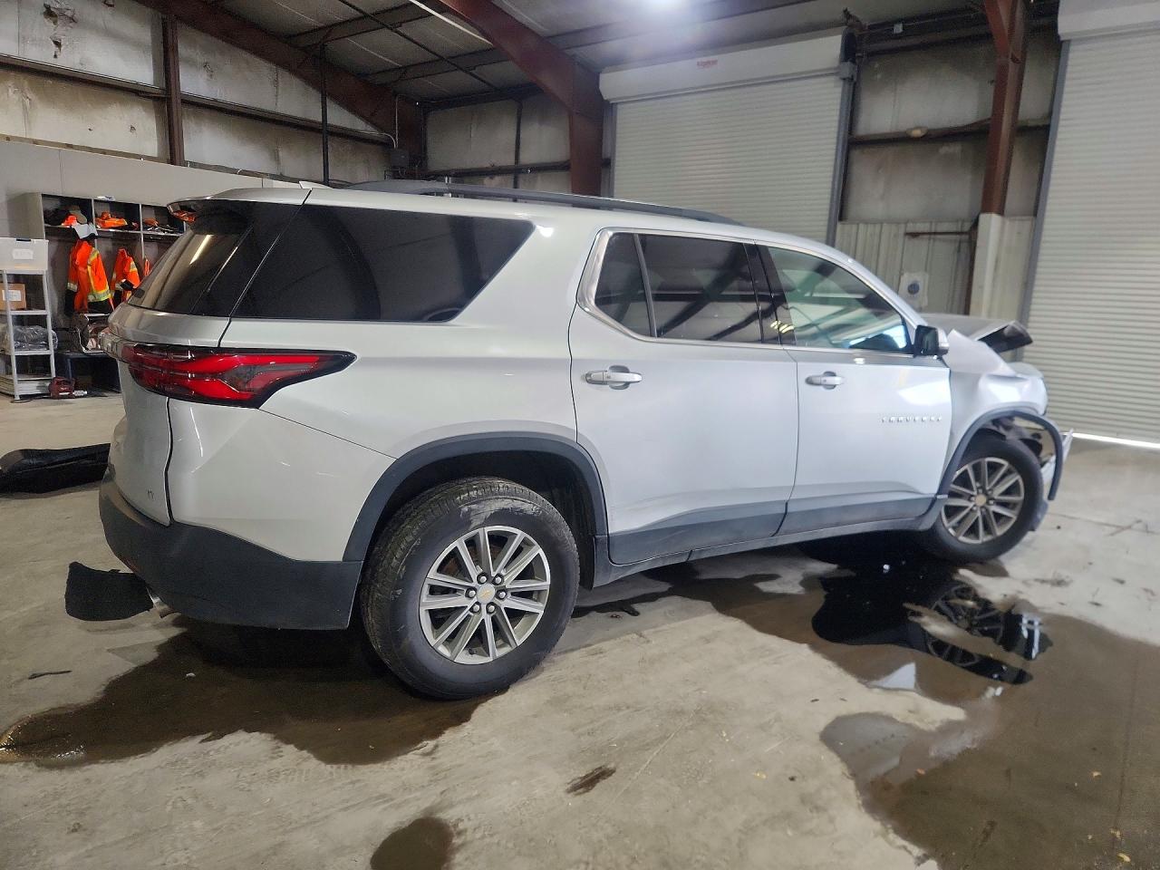 2022 CHEVROLET TRAVERSE LT — снимка 3