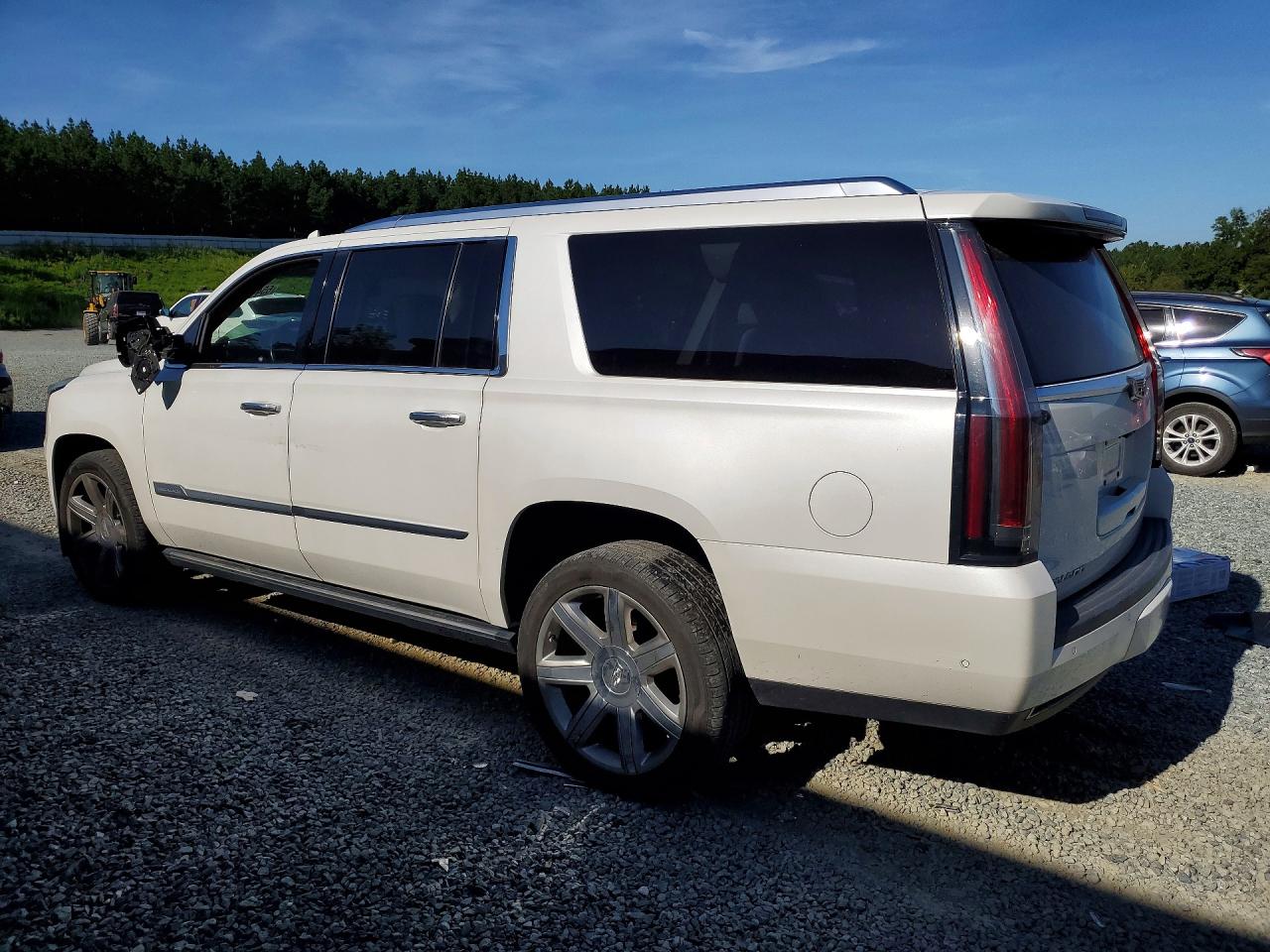 2019 CADILLAC ESCALADE ESV PREMIUM LUXURY — снимка 2