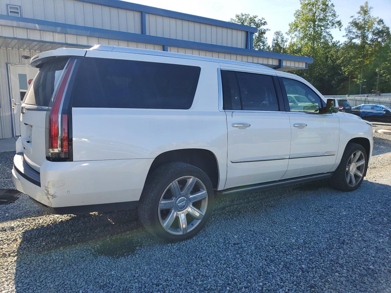 2019 CADILLAC ESCALADE ESV PREMIUM LUXURY — снимка 3
