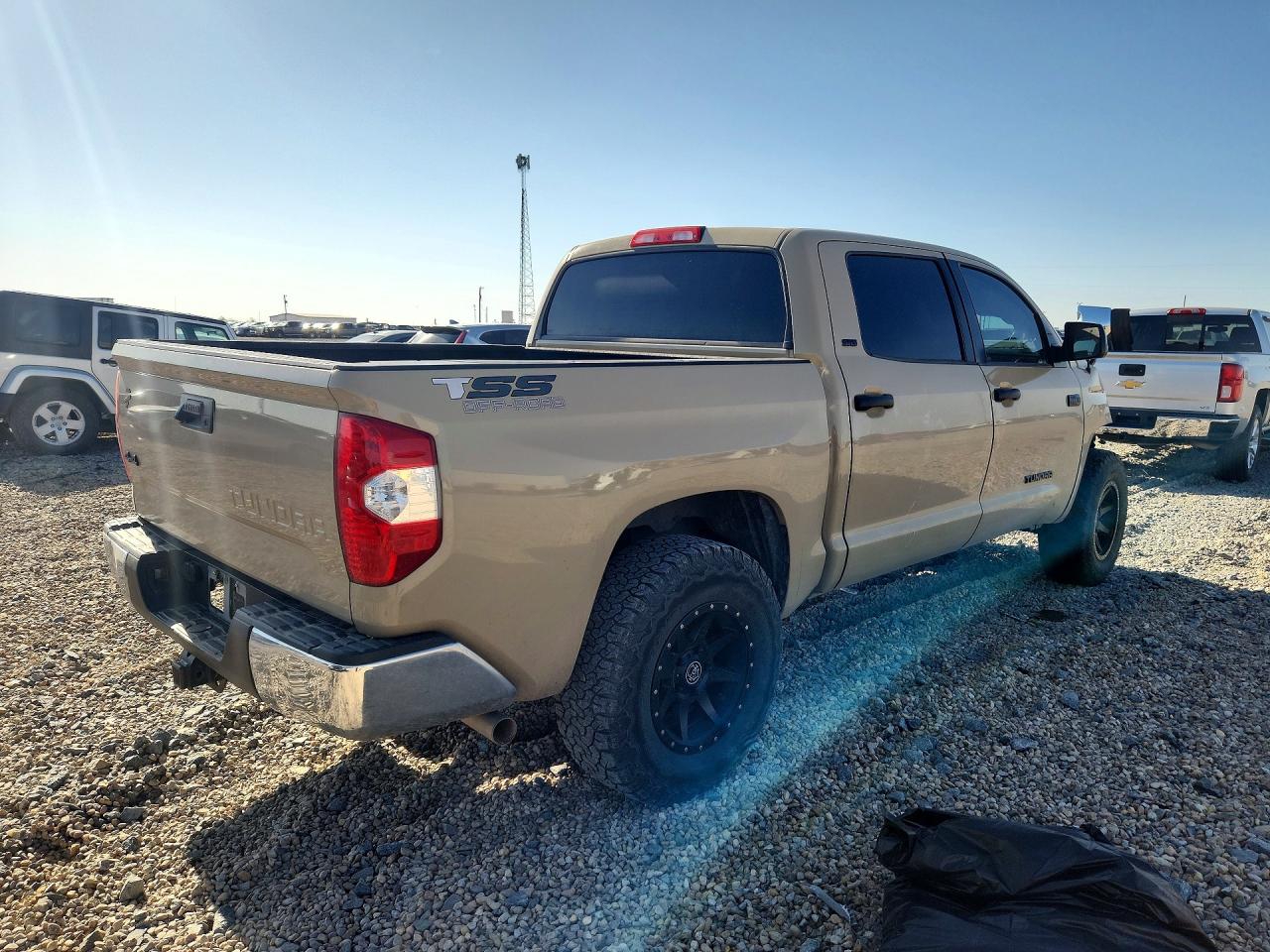 2017 TOYOTA TUNDRA SR5 — снимка 3